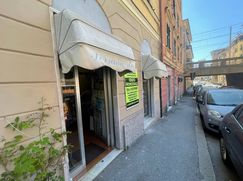 Negozio/Locale commerciale in Commerciale