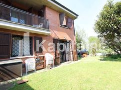 Casa Bi/Trifamiliare in Residenziale