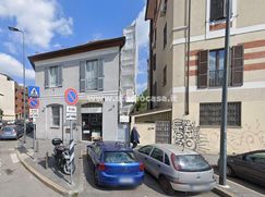 Negozio/Locale commerciale in Commerciale