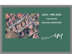 Casa Bi/Trifamiliare in Residenziale