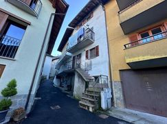 Casa Bi/Trifamiliare in Residenziale