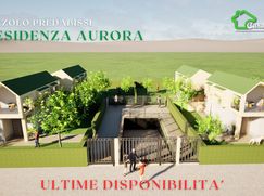 Casa Bi/Trifamiliare in Residenziale