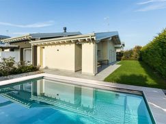 Casa Bi/Trifamiliare in Residenziale