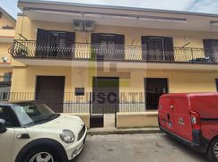 Negozio/Locale commerciale in Commerciale