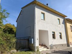 Casa Bi/Trifamiliare in Residenziale