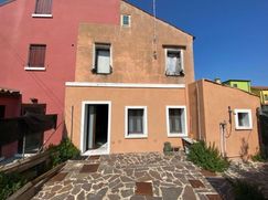 Casa Bi/Trifamiliare in Residenziale