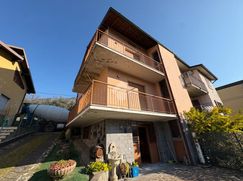 Casa Bi/Trifamiliare in Residenziale