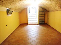 Cantina/Solaio in Residenziale