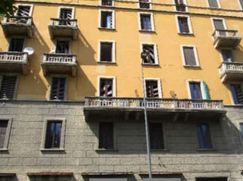 Negozio/Locale commerciale in Commerciale