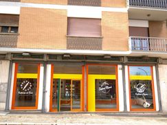 Negozio/Locale commerciale in Commerciale
