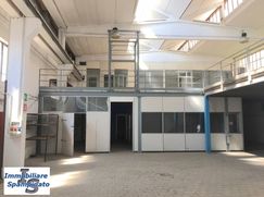 Capannone in Commerciale