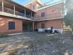 Ufficio in Commerciale