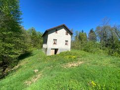 Casa Bi/Trifamiliare in Residenziale