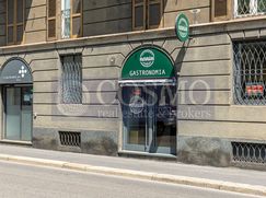 Negozio/Locale commerciale in Commerciale