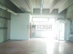Capannone in Commerciale