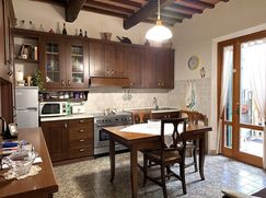 Casa Bi/Trifamiliare in Residenziale