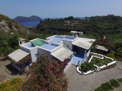 Casa Bi/Trifamiliare in Residenziale