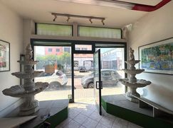 Negozio/Locale commerciale in Commerciale