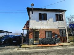 Casa Bi/Trifamiliare in Residenziale