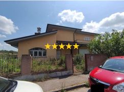 Villa in Residenziale