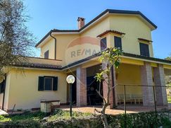 Villa in Residenziale