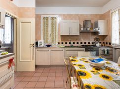 Casa Bi/Trifamiliare in Residenziale
