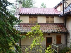 Casa Bi/Trifamiliare in Residenziale