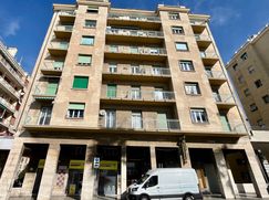 Ufficio in Commerciale