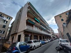 Negozio/Locale commerciale in Commerciale