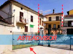 Casa Bi/Trifamiliare in Residenziale
