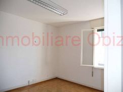 Ufficio in Commerciale