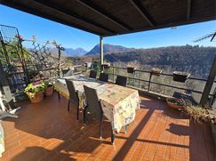 Casa Bi/Trifamiliare in Residenziale
