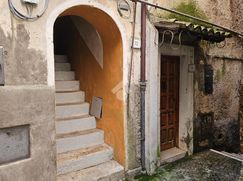 Casa Bi/Trifamiliare in Residenziale
