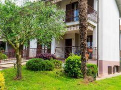 Casa Bi/Trifamiliare in Residenziale