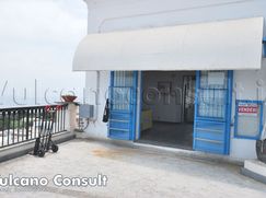 Negozio/Locale commerciale in Commerciale