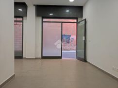 Negozio/Locale commerciale in Commerciale