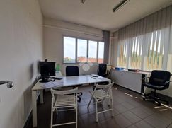 Ufficio in Commerciale