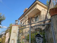 Villa in Residenziale