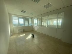 Ufficio in Commerciale