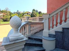 Casa Bi/Trifamiliare in Residenziale