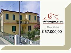 Casa Bi/Trifamiliare in Residenziale