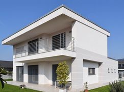 Casa Bi/Trifamiliare in Residenziale