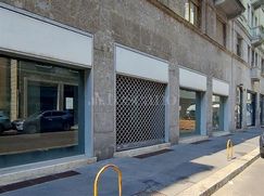 Negozio/Locale commerciale in Commerciale