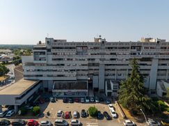 Negozio/Locale commerciale in Commerciale