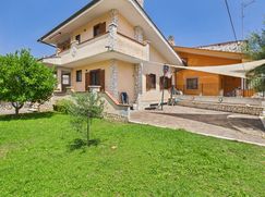 Villa in Residenziale