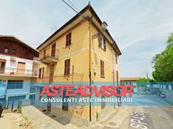 Casa Bi/Trifamiliare in Residenziale