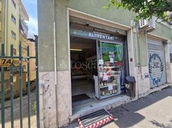 Negozio/Locale commerciale in Commerciale