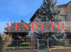 Casa Bi/Trifamiliare in Residenziale