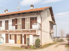 Casa Bi/Trifamiliare in Residenziale