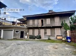 Casa Bi/Trifamiliare in Residenziale